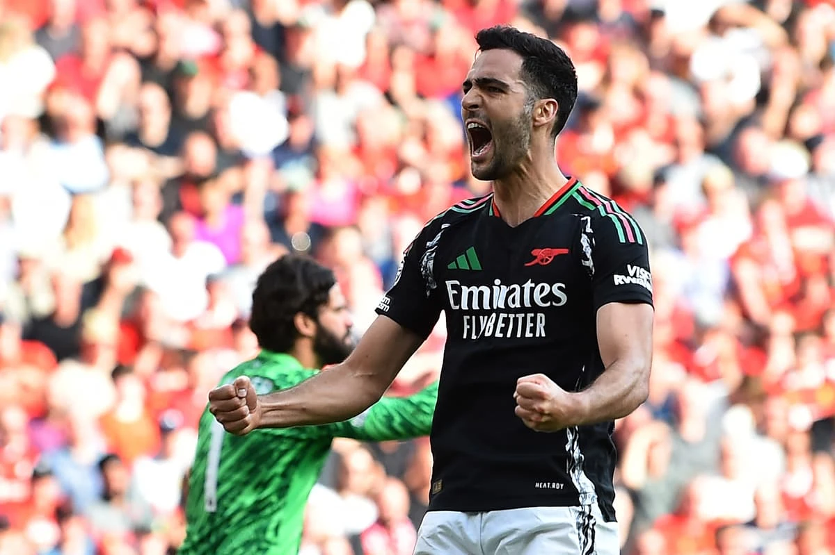 Liverpool vs Arsenal LIVE: Premier League match stream, latest score and goal updates after Merino red card