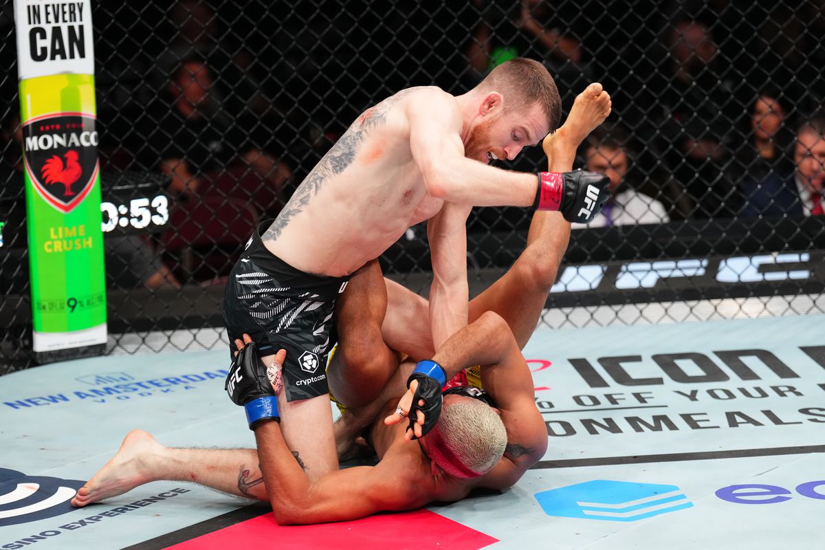 Does Cory Sandhagen deserve UFC bantamweight title shot after Des Moines win?